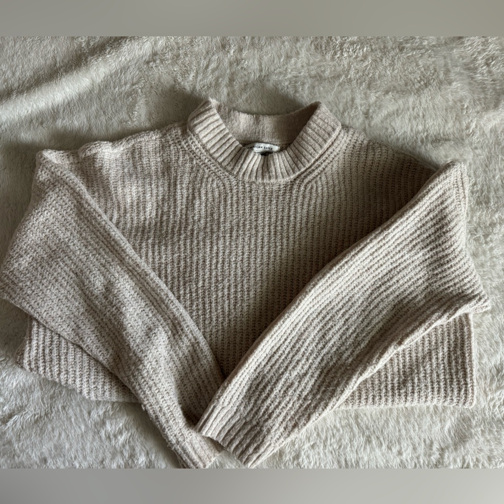 american eagle cream sweater size XS